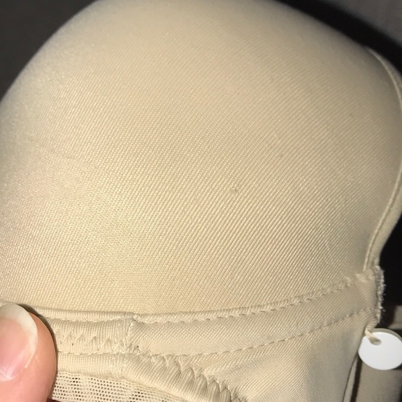 Like New Chantelle Sensua Convertible Push-Up Bra - Picture 9 of 9